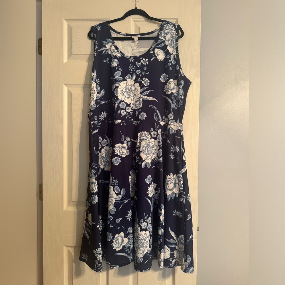 Lularoe sleeveless dress size 3x